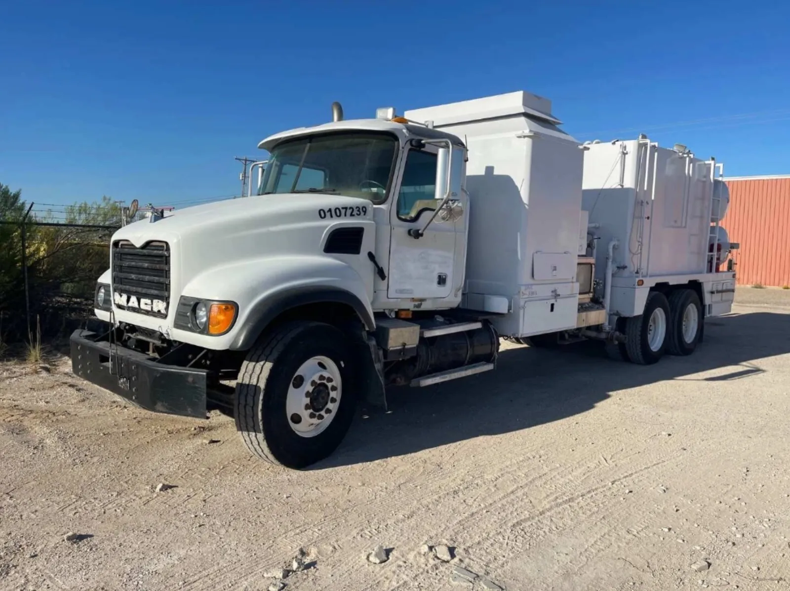 2003 MACK CVS713 HOT OILER TRUCK-2